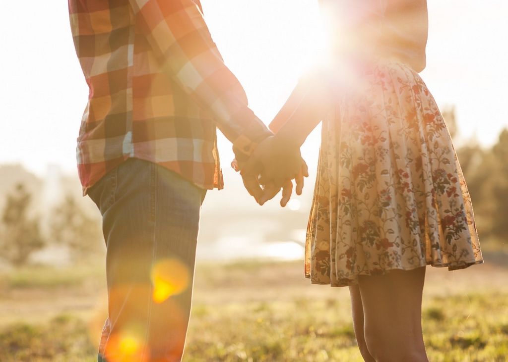 AmourMeet Testimonial: Features, Tips and Costs 2025